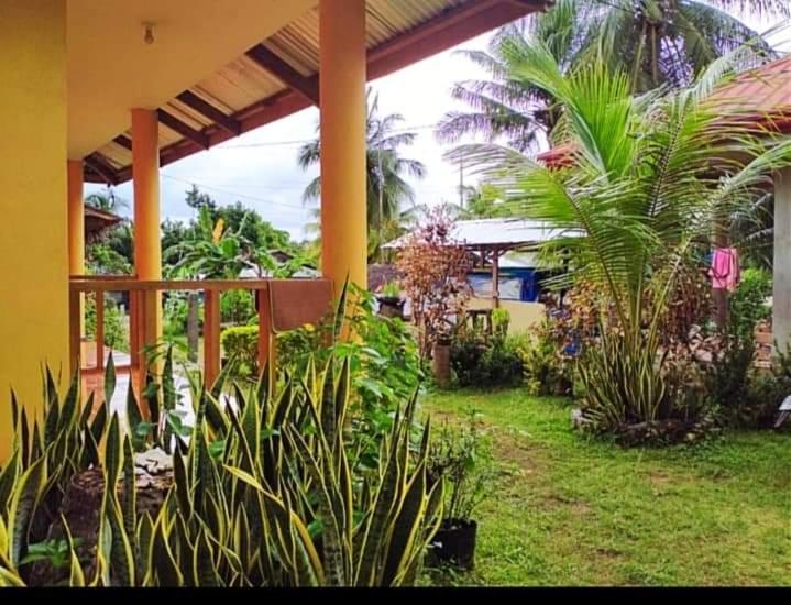 Gold Star Inn Đảo Đảo Siquijor Ngoại thất bức ảnh